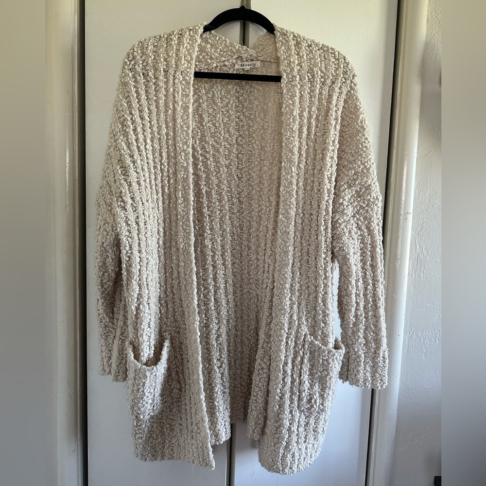 Cream popcorn style cardigan